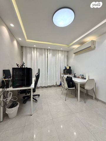 אהרון צייטלין 23