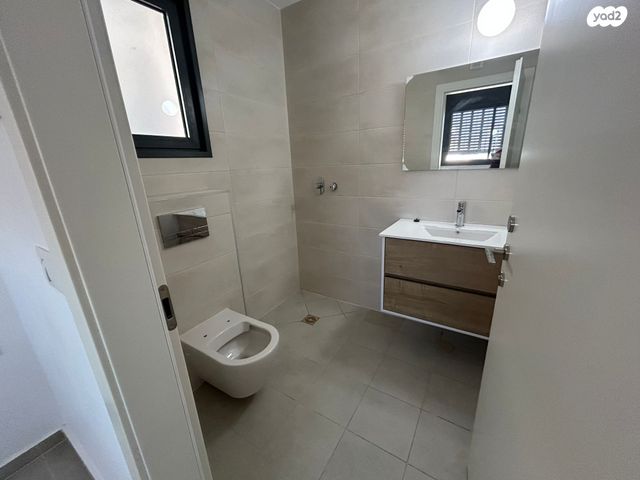 דירה, הקרן הקיימת לישראל 32, לוד