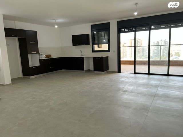 דירה, הקרן הקיימת לישראל 32, לוד