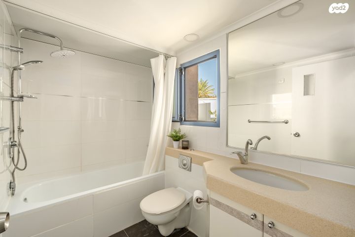 סאבלט, אילת