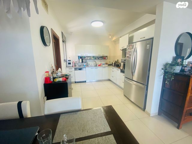 דירה, עזר וייצמן, מתחם 1200, הוד השרון