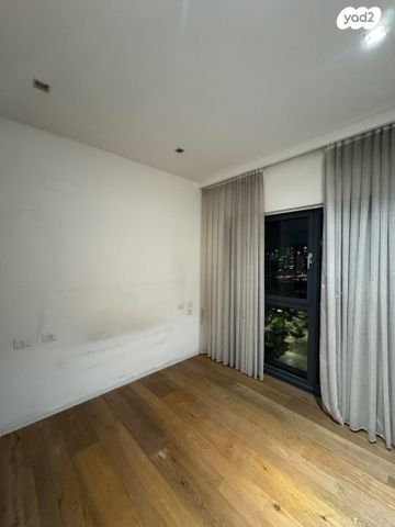 דירה, ניסים אלוני 7, צמרות איילון, פארק צמרת, תל אביב יפו