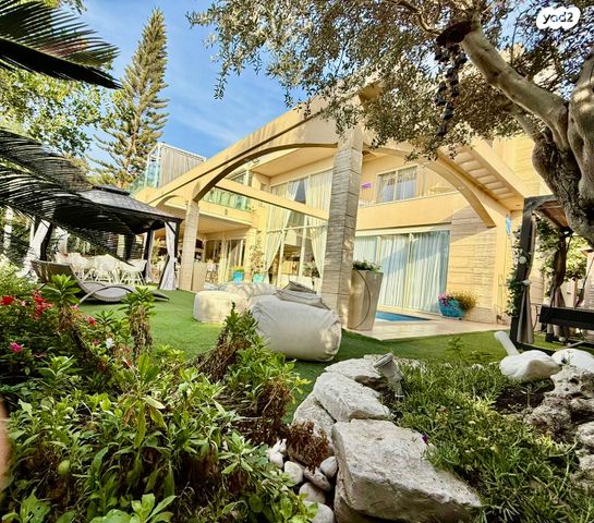 בית פרטי/ קוטג', הרקיע, הגולף, קיסריה