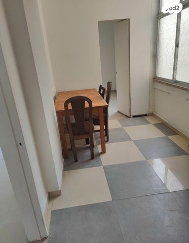 דירה, שדרות בנימין, מרכז העיר דרום, נתניה