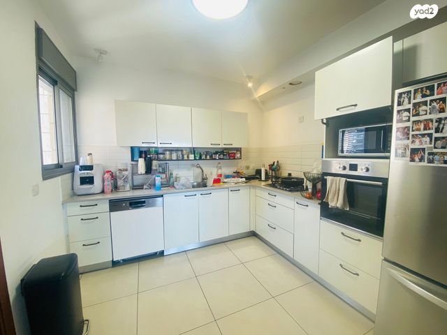 דירה, עזר וייצמן, מתחם 1200, הוד השרון