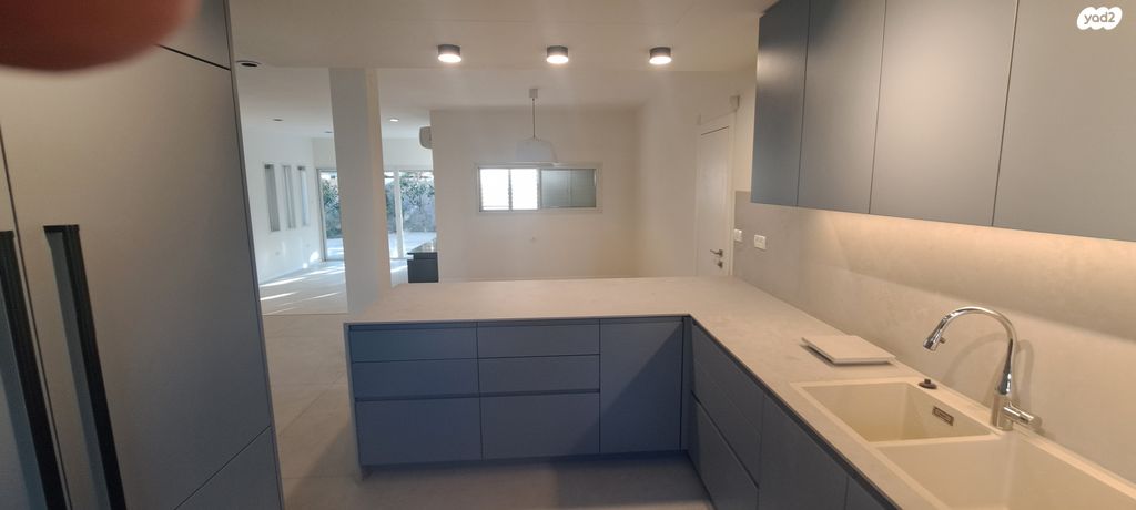 דו משפחתי, הגבורה 10, הרצליה פיתוח, הרצליה