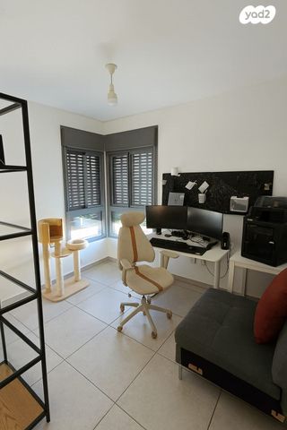 דירה, דוד מאיר גוטמן, פתח תקווה