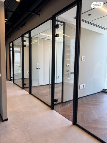 דרך זאב ז'בוטינסקי 61