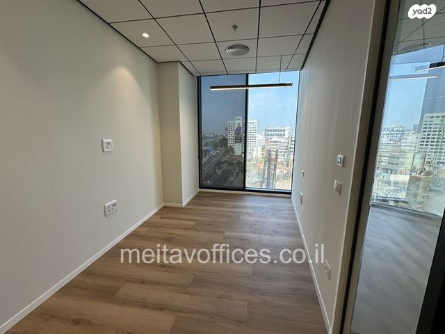 משרדים, דרך מנחם בגין 13, בורסה, רמת גן