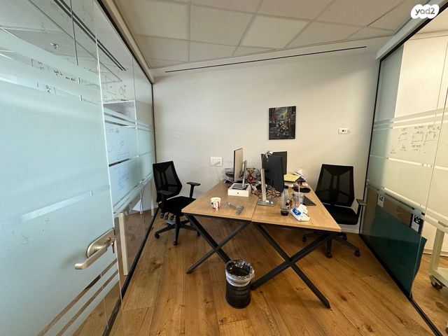 משרדים, דרך מנחם בגין 7, בורסה, רמת גן