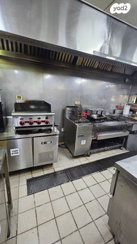 חנויות/ שטח מסחרי, אזור תעשיה, קרית גת