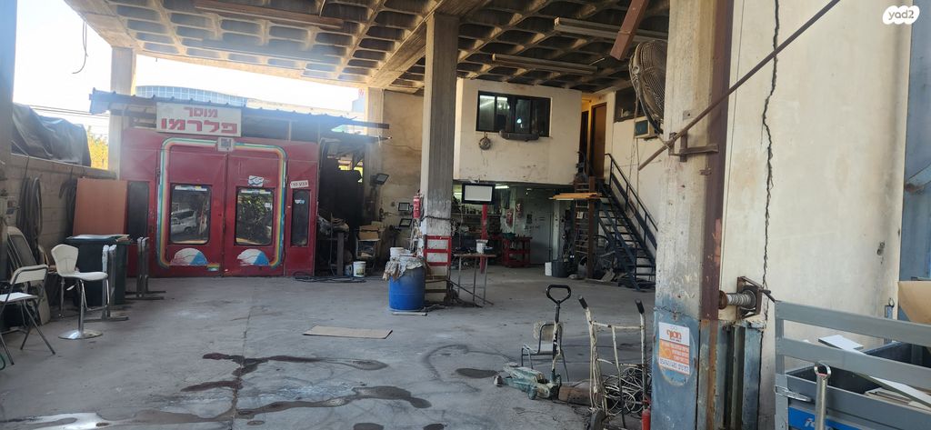 מבני תעשיה, הרכב, פארק עסקים ירקון / אזור תעשיה סגולה, פתח תקווה