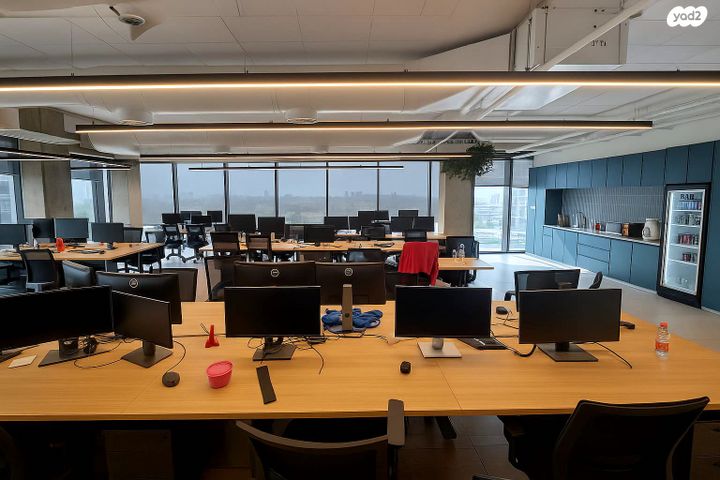 יגאל אלון 98