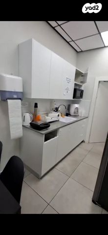 משרדים, חיפה