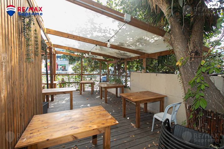 חנויות/ שטח מסחרי, שדרות טרומפלדור 46, זיו, חיפה