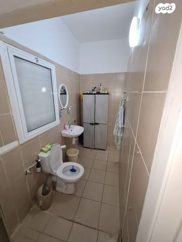 משרדים, שכונת בן גוריון, מרכז העיר ג', רמת גן