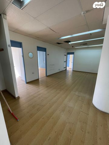 משרדים, פרופסור יחזקאל קויפמן, נווה צדק, תל אביב יפו