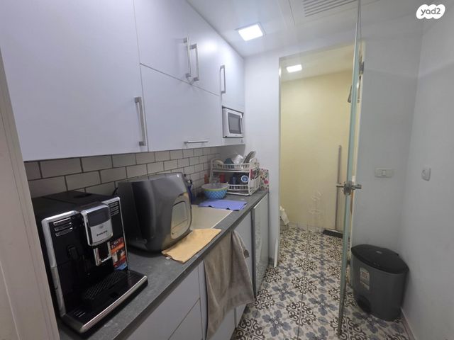 משרדים, הגיבורים 59, מרכז העיר, חדרה