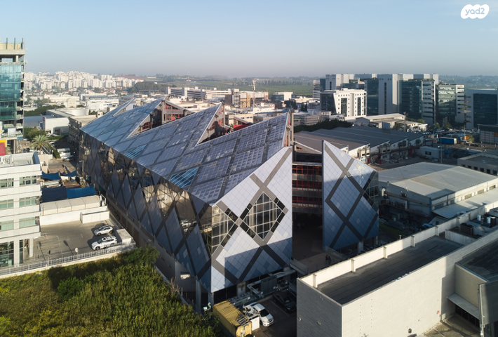 משרדים, זרחין 10, אזור תעשייה קרית אתגרים, רעננה