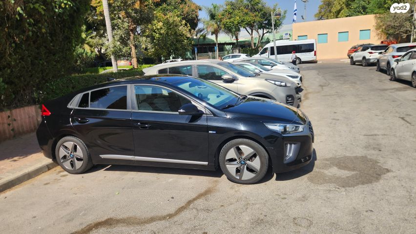 יונדאי איוניק