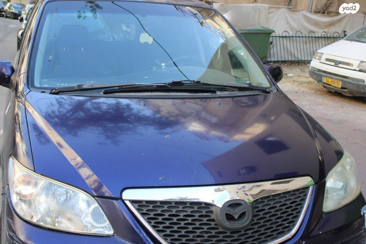 מודעת רכב מאזדה MPV