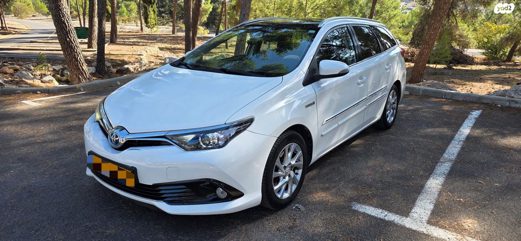 טויוטה אוריס