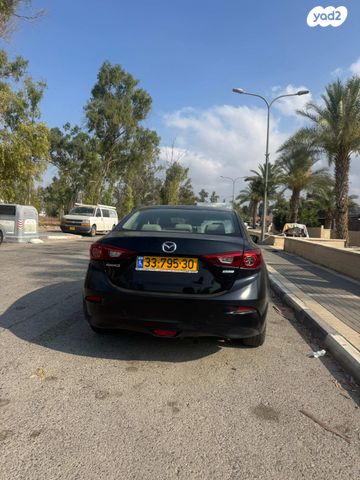 מאזדה 3