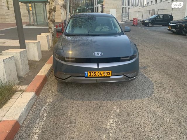 יונדאי איוניק 5