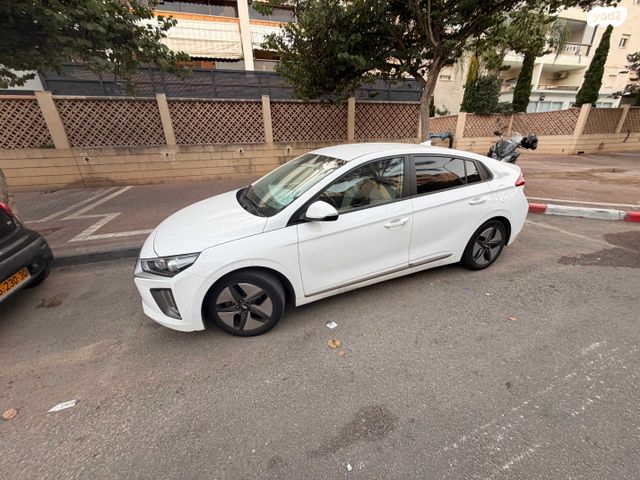 יונדאי איוניק