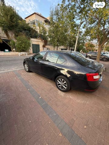 סקודה אוקטביה