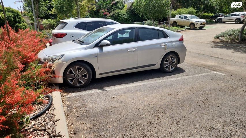 מודעת רכב יונדאי איוניק