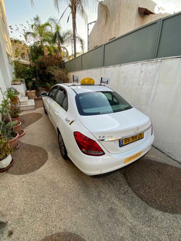 מרצדס-בנץ C-class