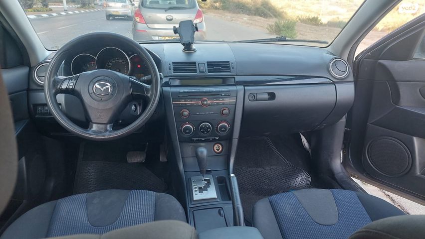 מודעת רכב מאזדה 3