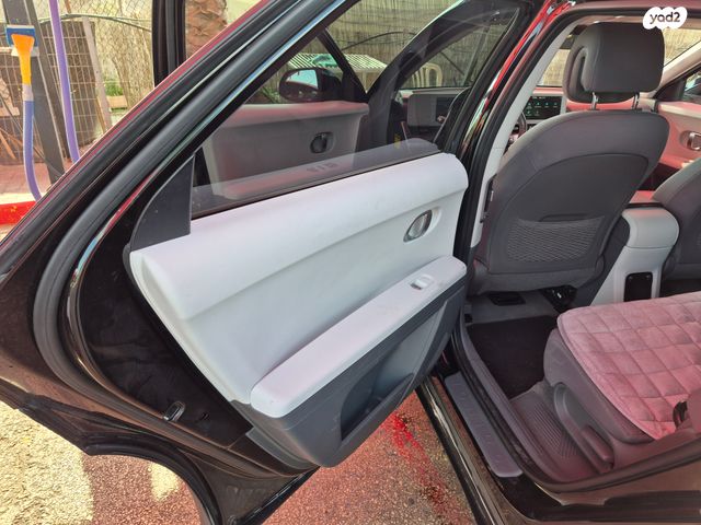 יונדאי איוניק 5