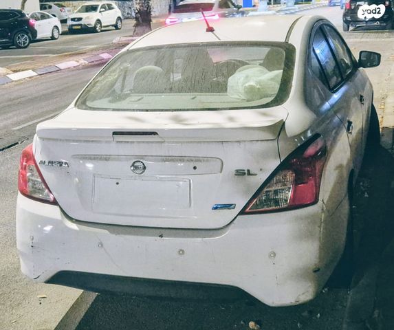 ניסאן אלמרה