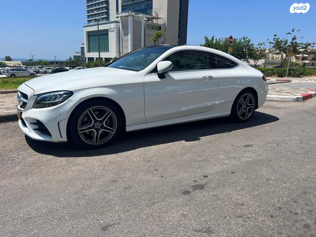 מודעת רכב מרצדס-בנץ C-class