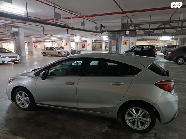 שברולט קרוז