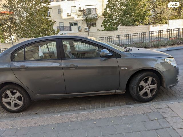 מודעת רכב אם ג'י 350