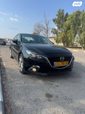 מודעת רכב מאזדה 3