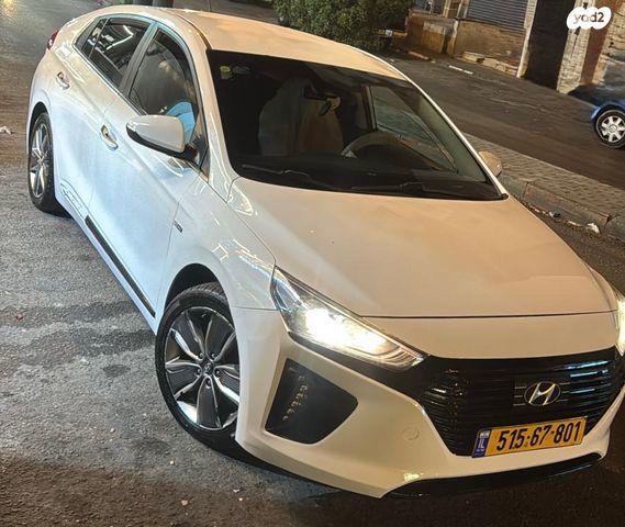 יונדאי איוניק