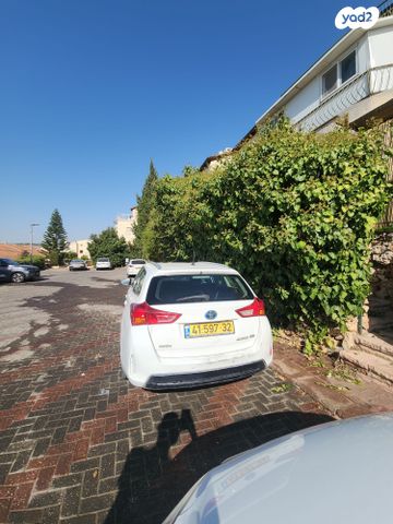 מודעת רכב טויוטה אוריס