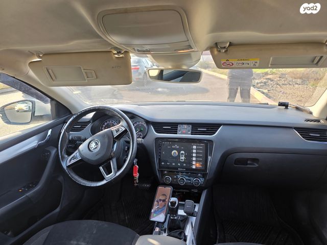 סקודה אוקטביה