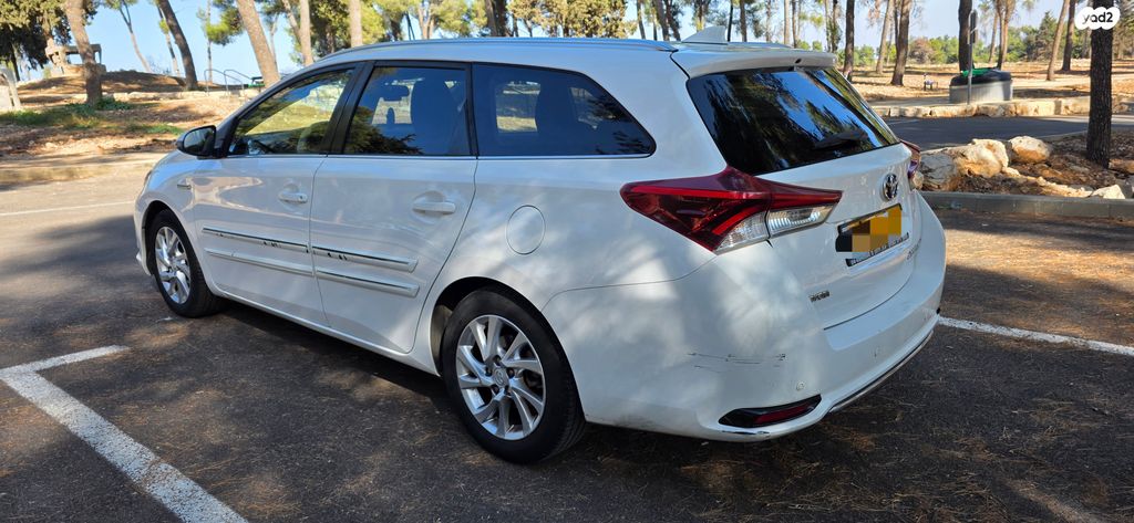 טויוטה אוריס