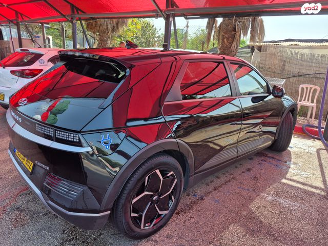 יונדאי איוניק 5