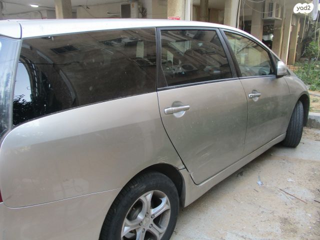 מודעת רכב מיצובישי גרנדיס