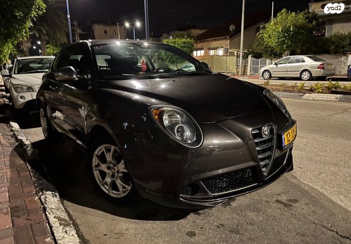 אלפא רומיאו מיטו