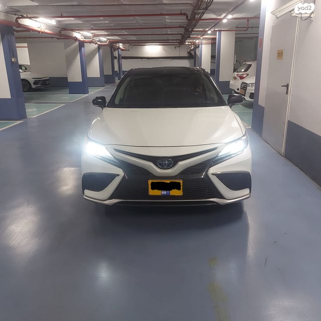 טויוטה קאמרי