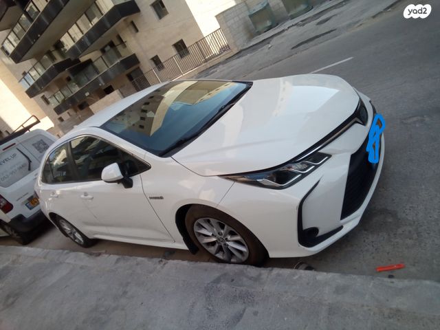 טויוטה קורולה