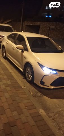 מודעת רכב טויוטה קורולה