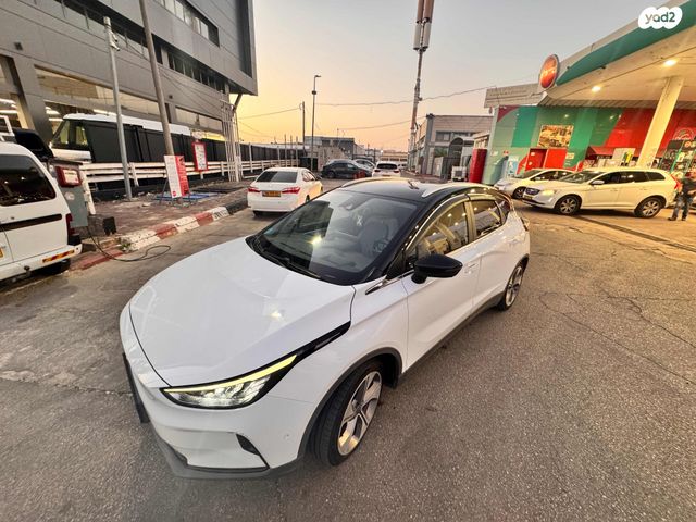 ג׳ילי Geometry C